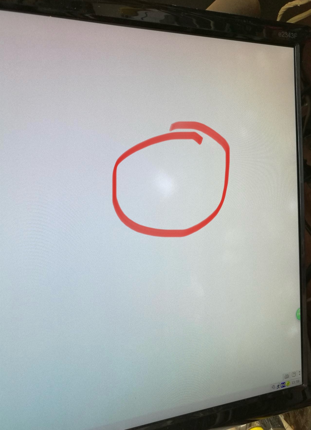 Punca dan penyelesaian untuk peralihan putih pada skrin LCD TFT